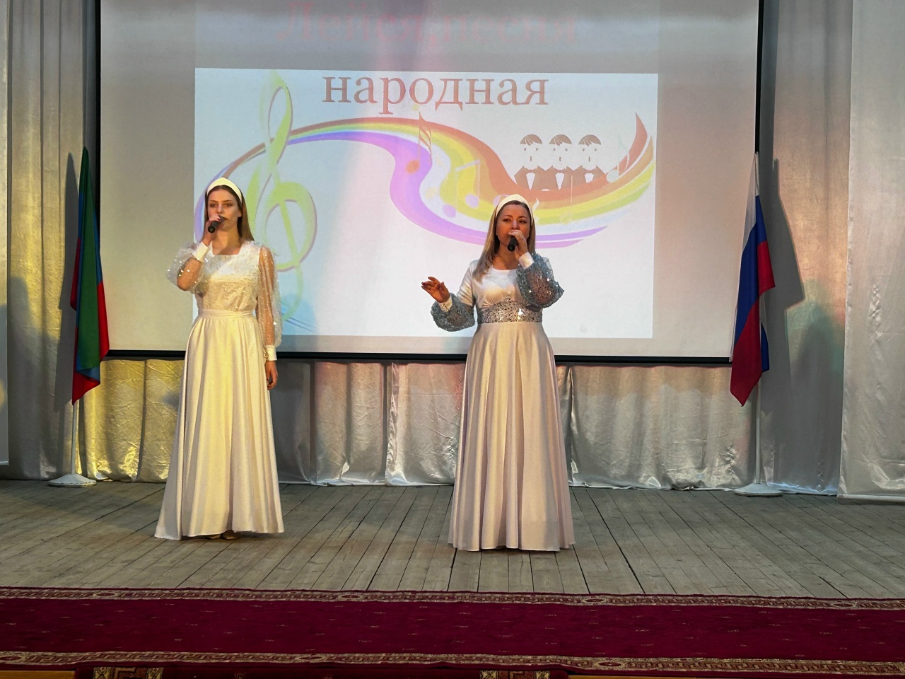 Республиканский фестиваль народной песни и музыки «Лейся, песня народная!» прошел в Кизлярскоми районе