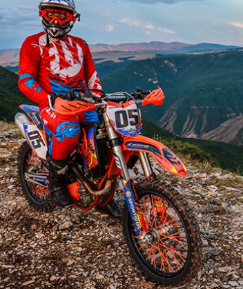 Единственный в Дагестане FMX-райдер Гаджимурад Ахмедов совершит прыжок в Сулакский каньон