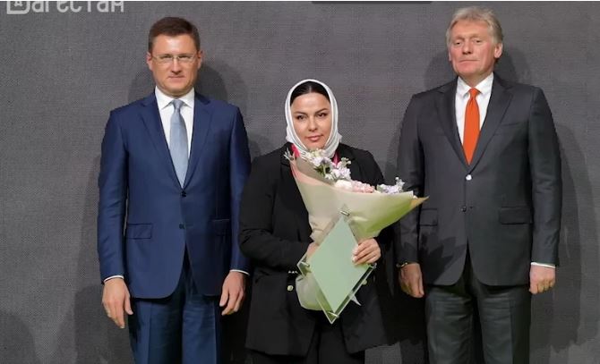 Патимат Бурзиева стала лауреатом конкурса "Энергия пера"