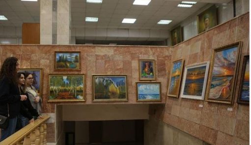 В рамках проекта «Самородки» в Махачкале открылась художественная выставка «Сунгуровы – династия из Вачи»