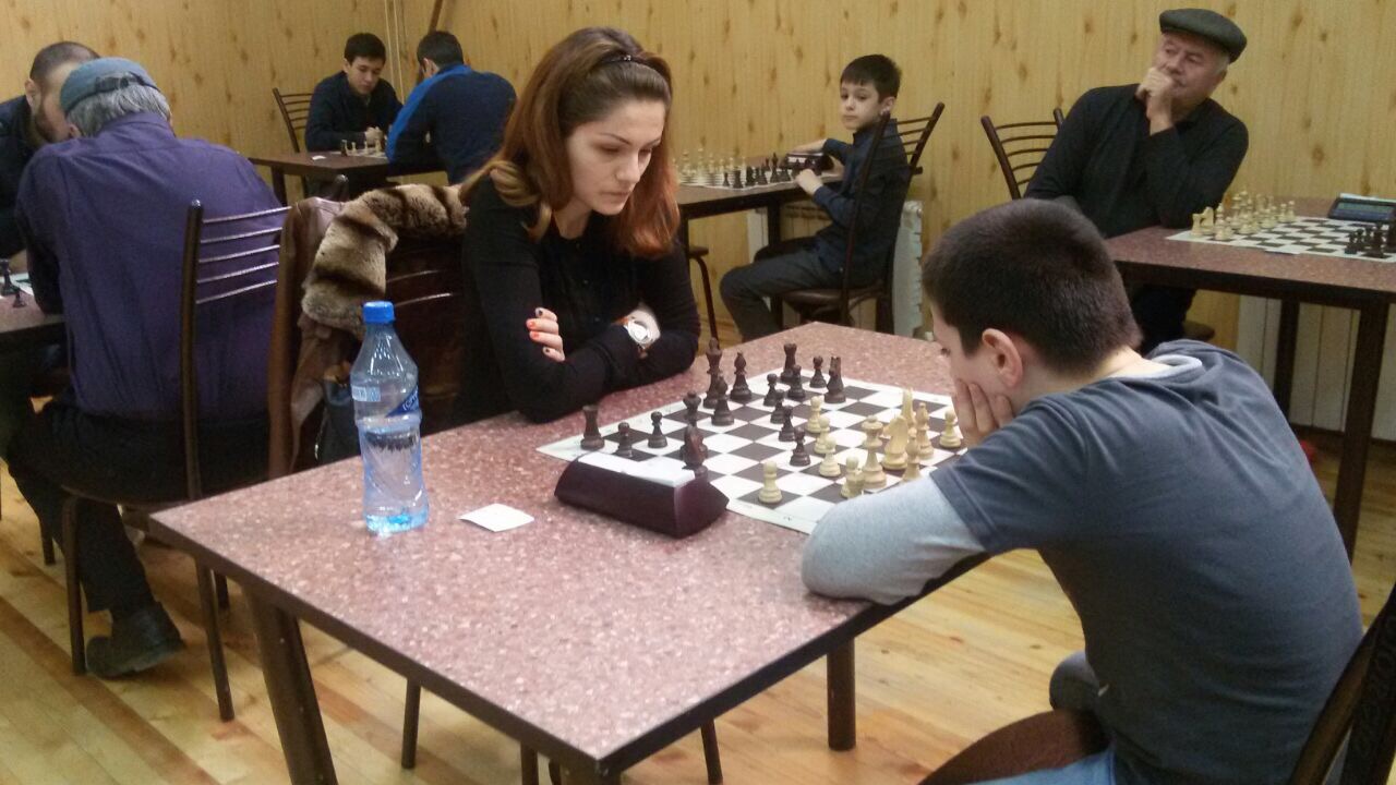 Амина Абакарова стала победителем чемпионата СКФО по быстрым шахматам среди женщин в Пятигорске