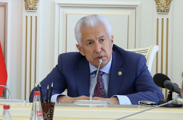 1 июля Владимир Васильев провел совещание по актуализации списков ополченцев, участвовавших в контртеррористических операциях в Республике Дагестан в 1999 году