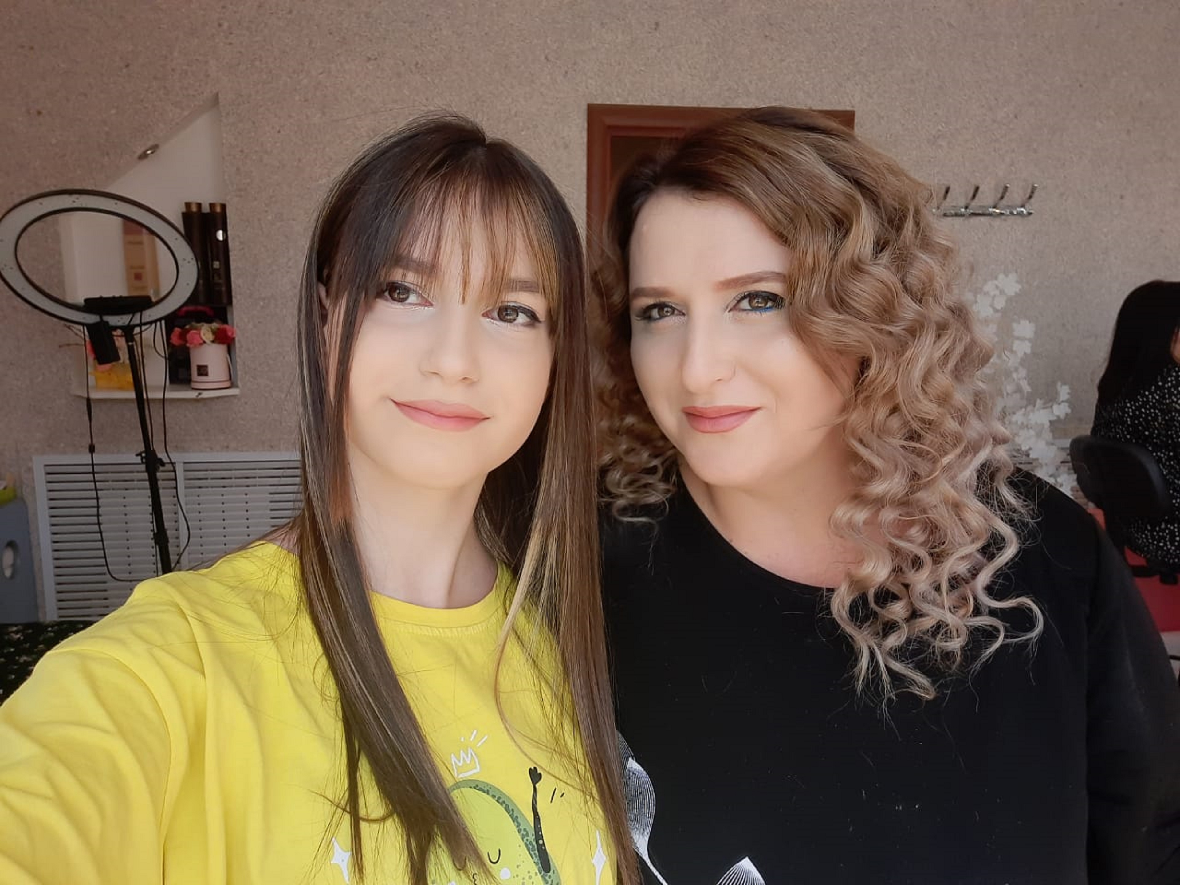 Родители кайтагских школьников благодарят руководство республики и района за капремонт в школах