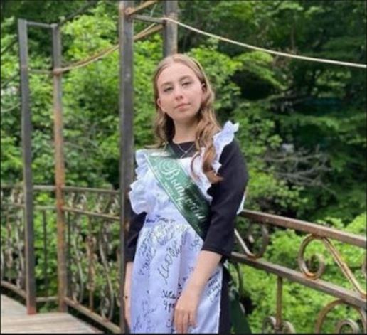 Дагестанская выпускница получила 100 баллов по двум дисциплинам