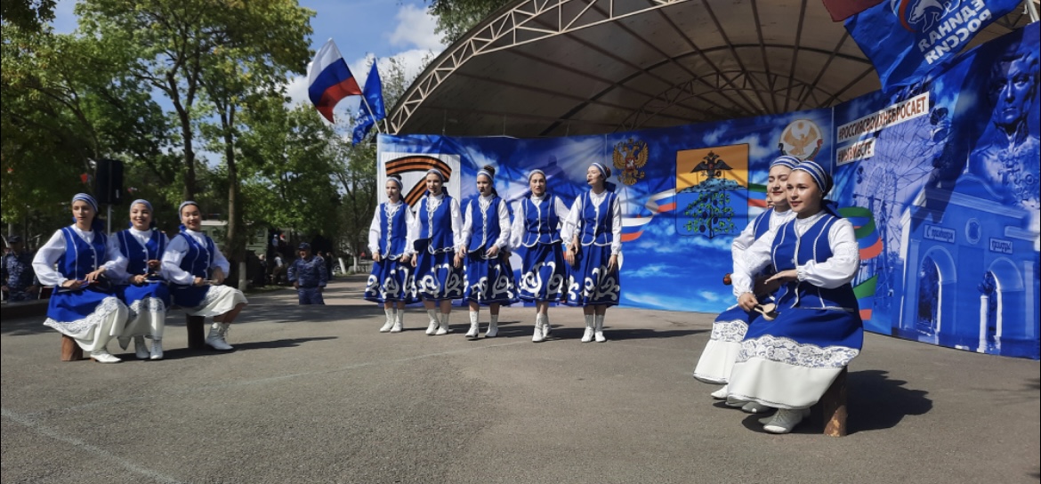 Фестиваль «Лейся, песня над Кизляром» прошёл в Кизляре в День города