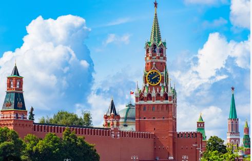 Президент России Владимир Путин предложил Дагестану федеральную поддержку в связи с трагедией в Дагестане