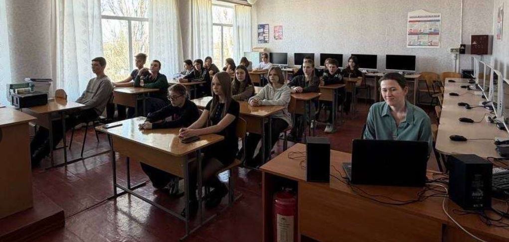 Онлайн-уроки для школьников Михайловского района Запорожской области проводит Минприроды Дагестана