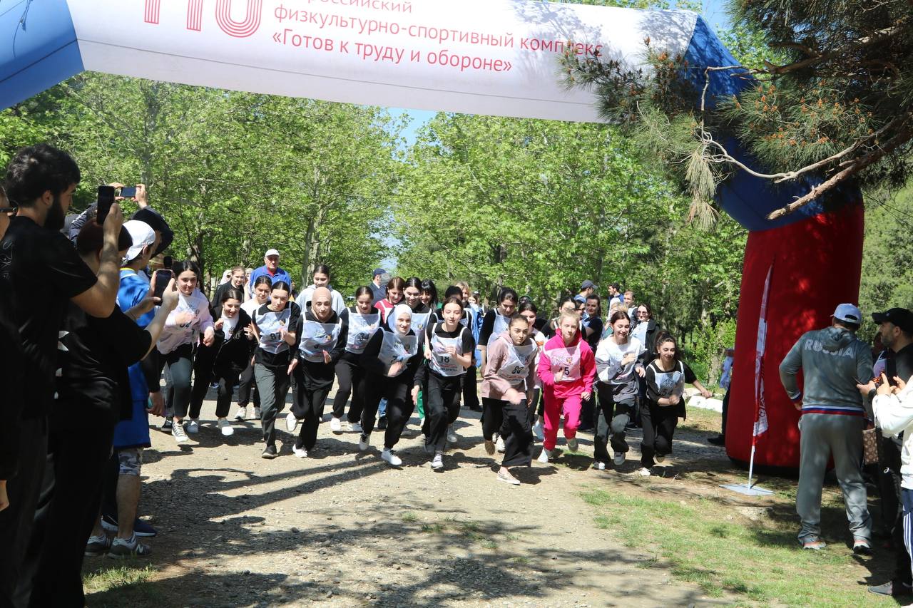 В ДГУ прошла акция "Забег Победы"