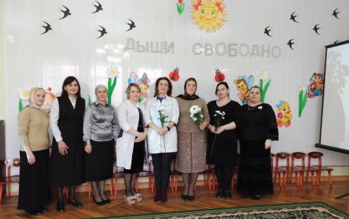 Дом детства с тёплыми лучами