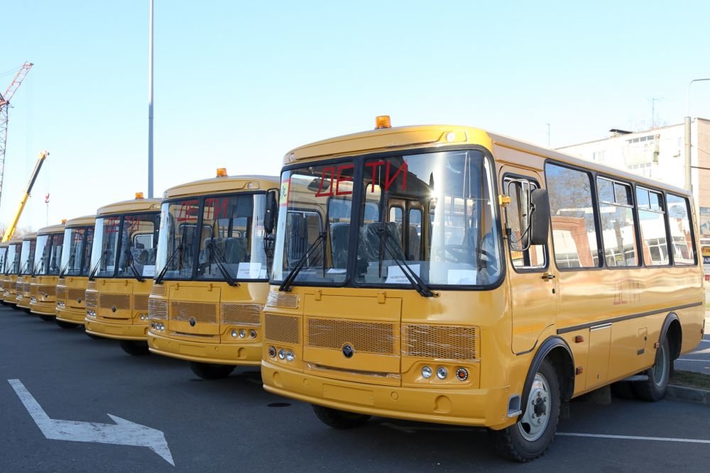 В Дагестан поступит более сотни школьных автобусов