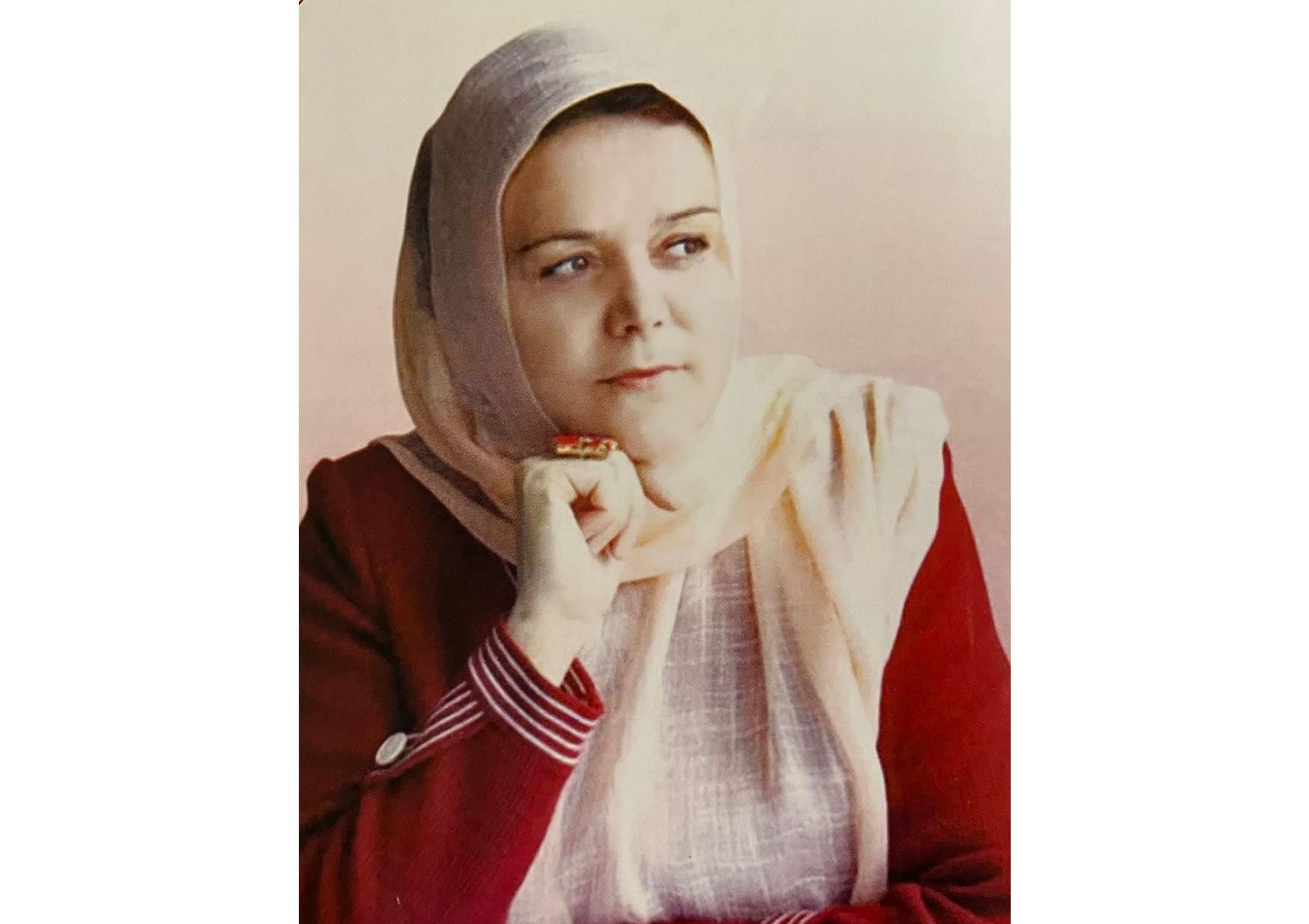 Сегодня исполняется 65 лет со дня рождения аварской поэтессы Тубхат Зургаловой
