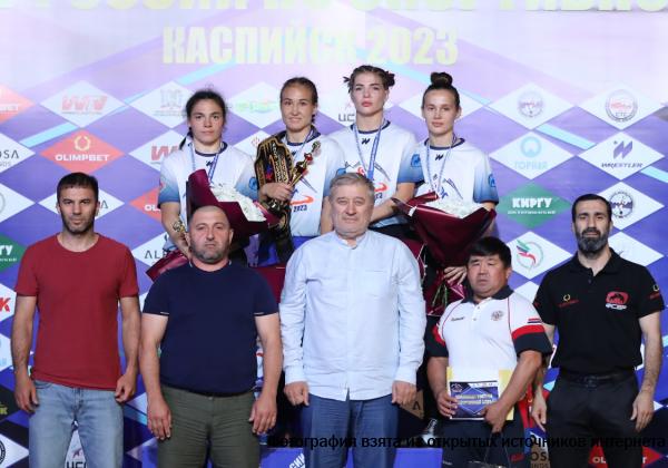 4 медали выиграли дагестанские вольницы на Чемпионате России в Каспийске