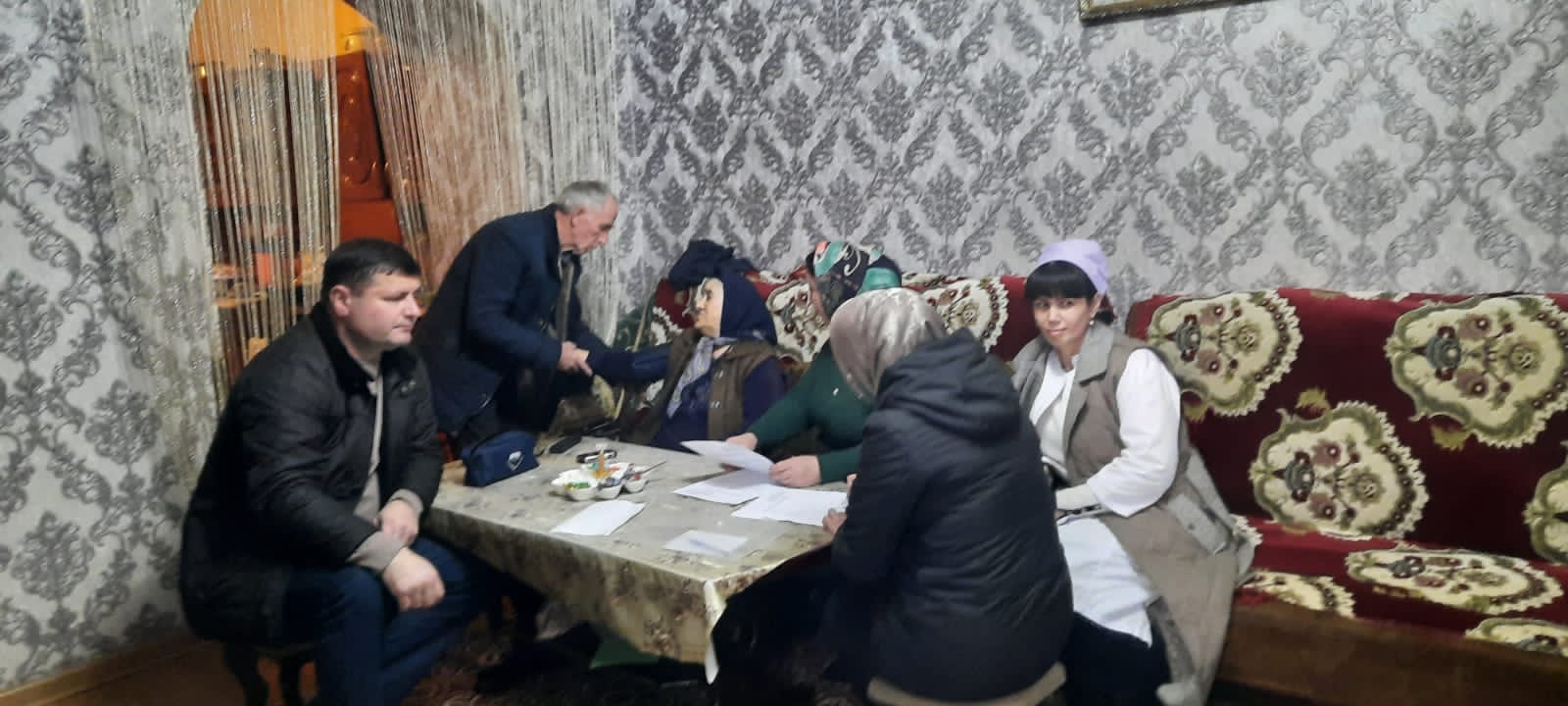 Более 750 услуг оказано Комплексным центром социального обслуживания Минтруда РД в Табасаранском районе в рамках проекта «Старшее поколение» нацпроекта «Демография»