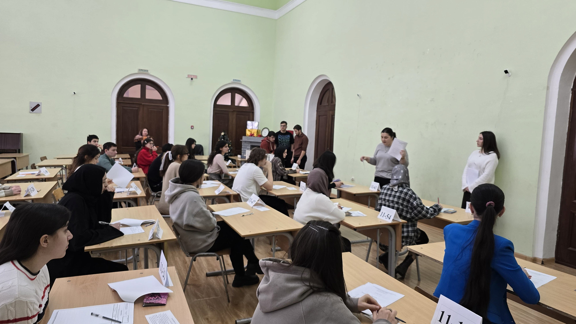 В Даггосуниверситете прошла большая олимпиада по русскому языку