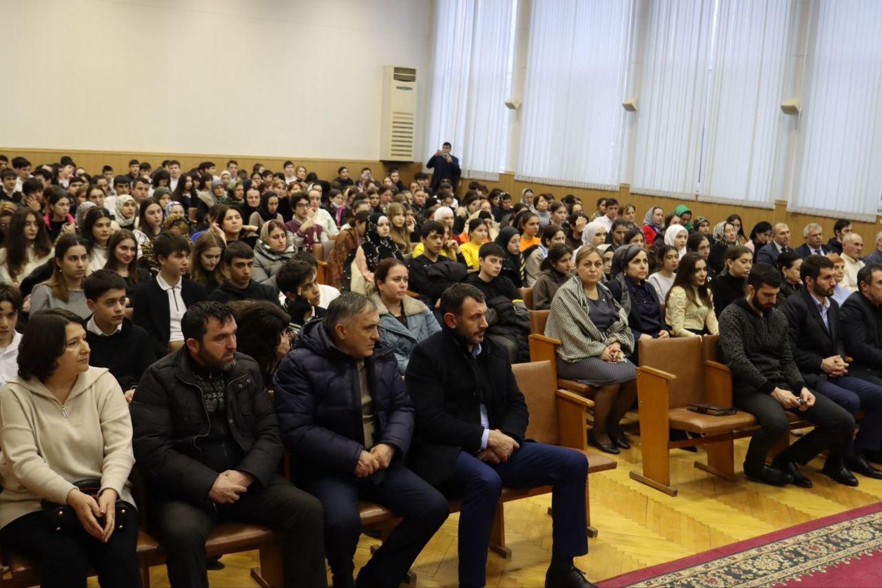 В Избербаше прошла встреча с активом города