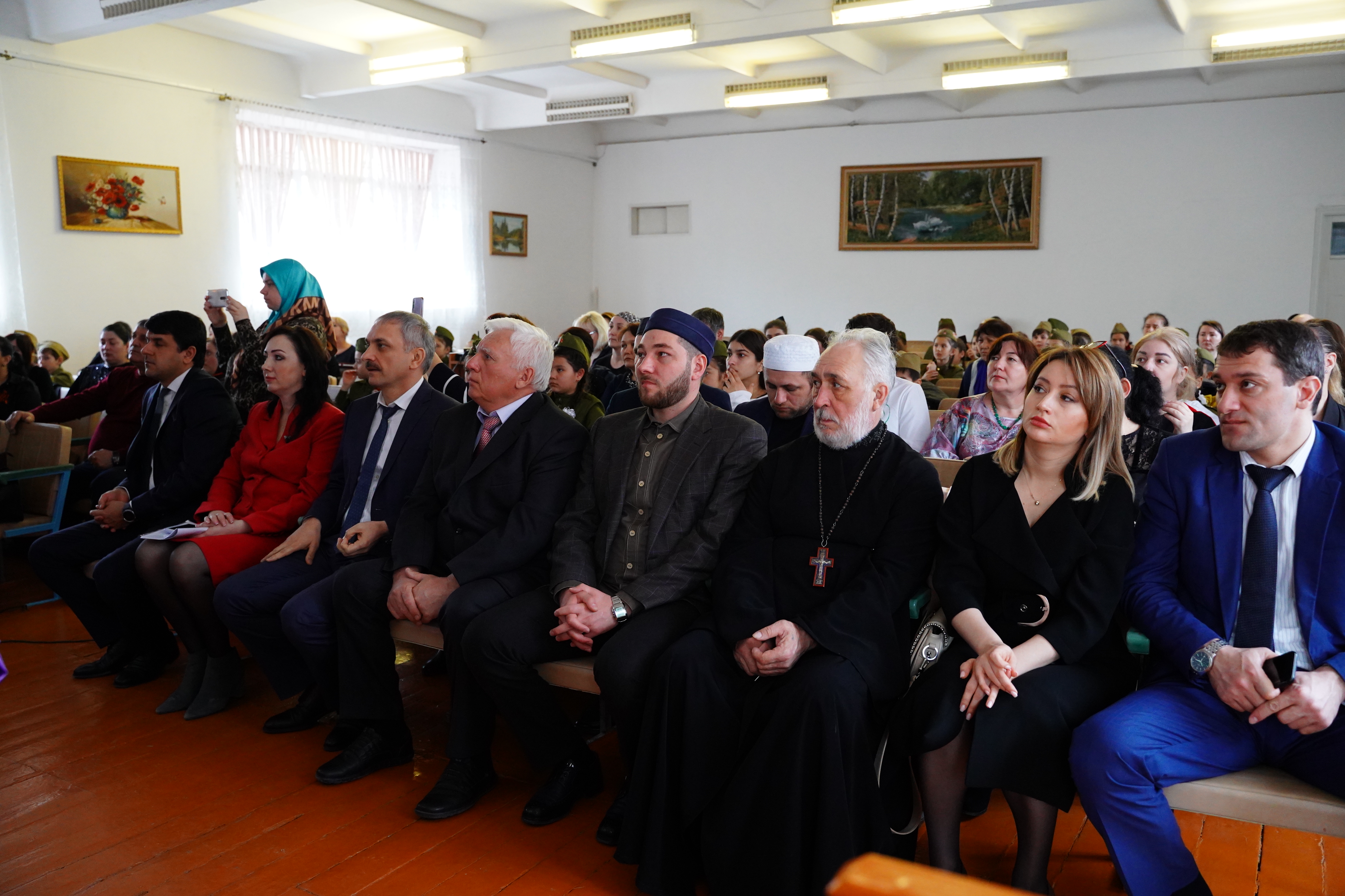 В Кизляре состоялось открытие полуфинала конкурса «Золотые правила нравственности» в СТО