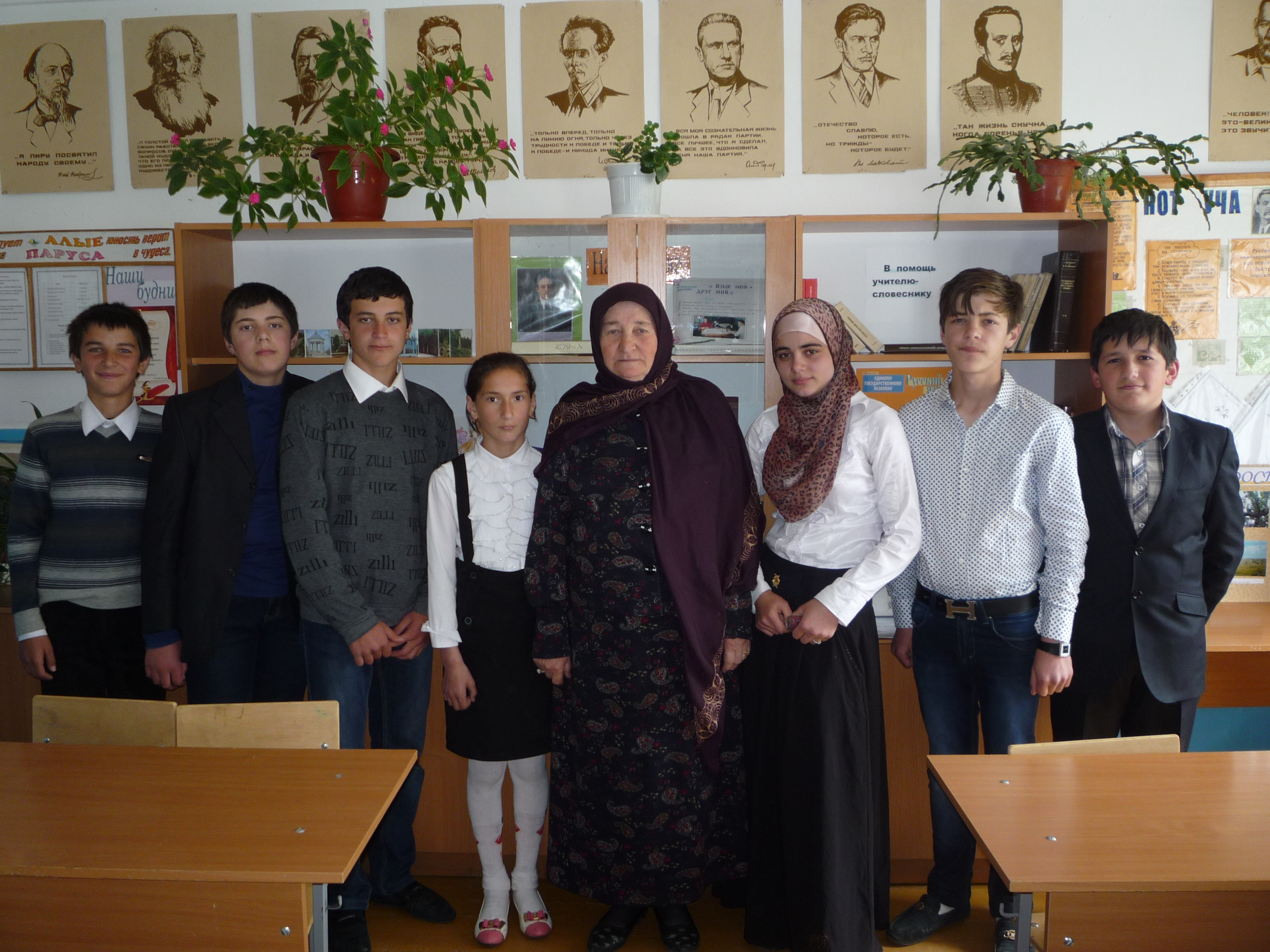 #ЗаслуженныеУчителяРД - Казбат Гамзалова, учитель русского языка и литературы Кегерской СОШ Гунибского района