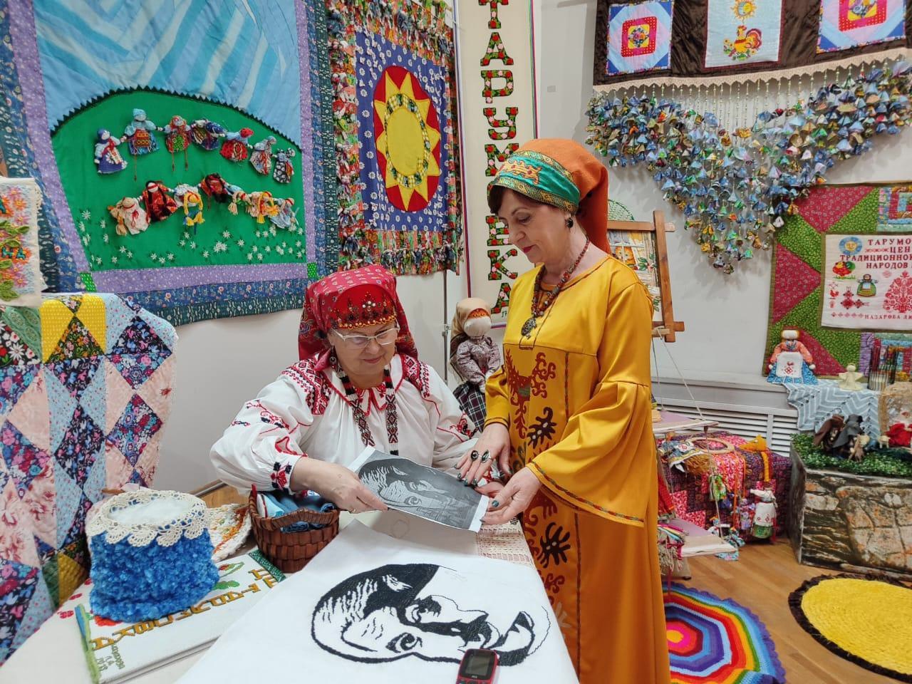 Выставка "Родники Кавказа" открылась в Махачкале