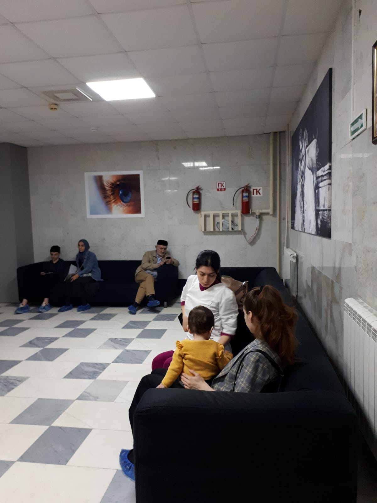 Минтруда РД: Социальные работники патронируют семьи погибших в специальной военной операции военнослужащих.
