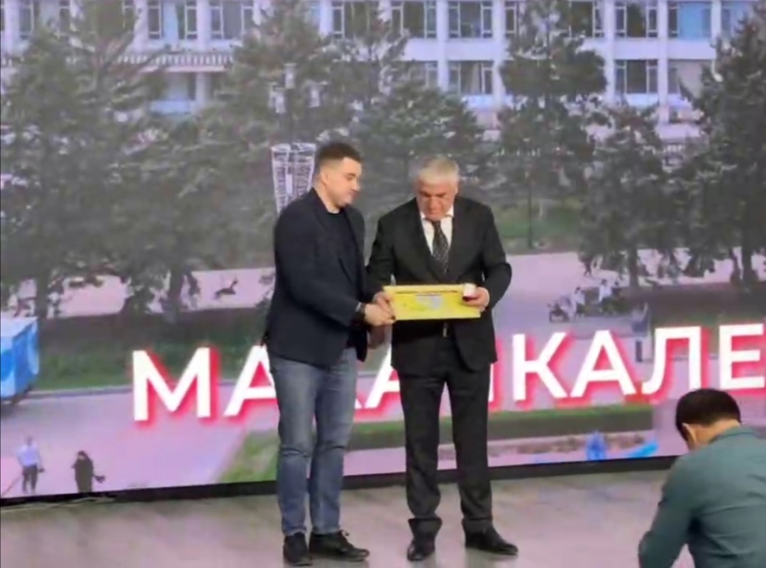 Массовая зарядка в Махачкале попала в Книгу рекордов России