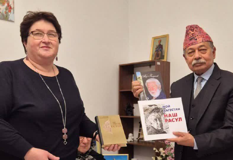 Книга Расула Гамзатова будет издана в Непале