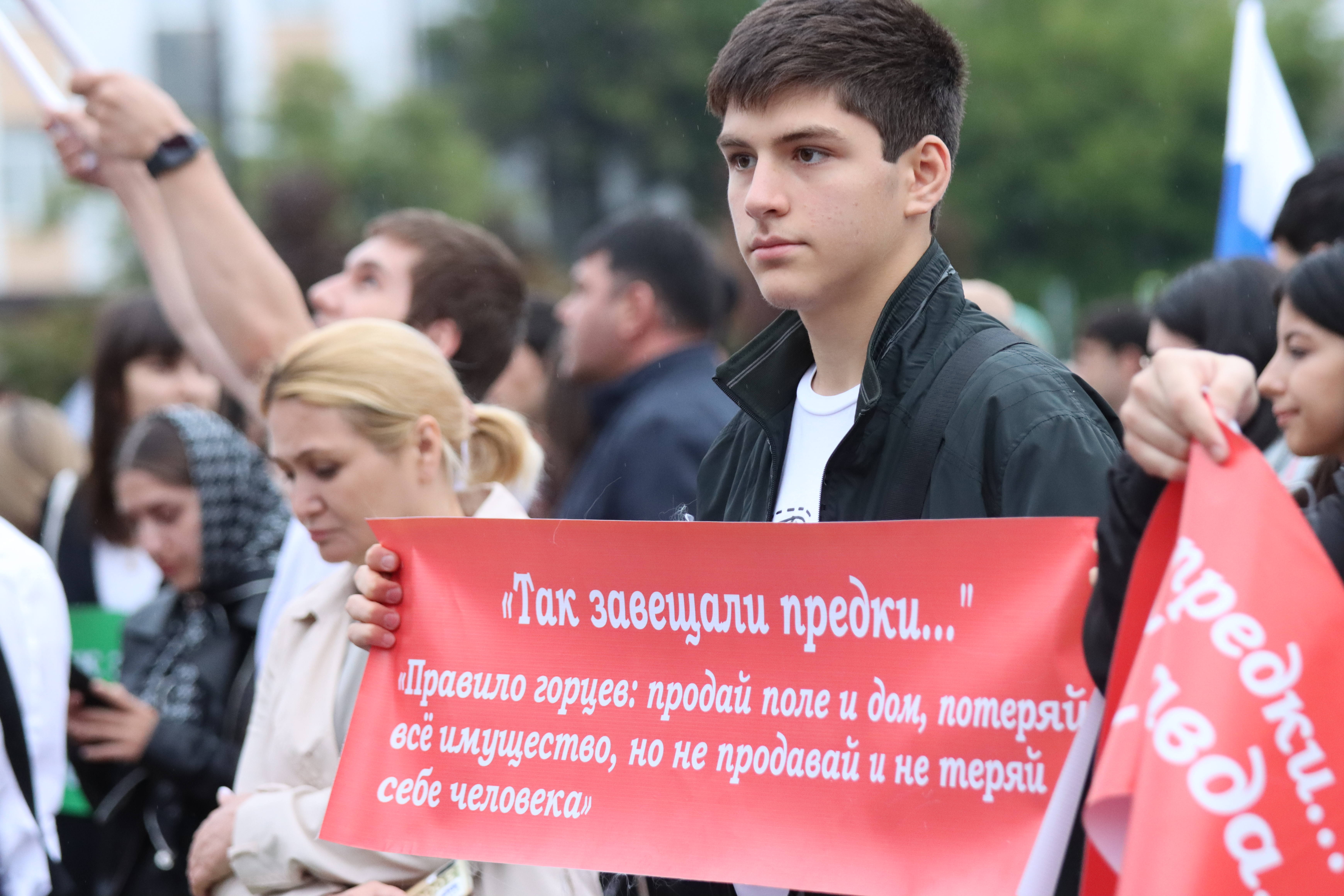 В Махачкале прошел митинг-концерт в рамках проекта «Вахта Героев Отечества»