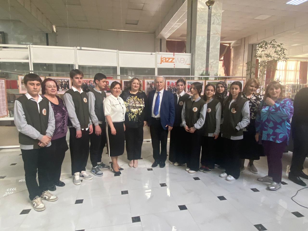 Выставка дагестанского фотохудожника Инны Гаджиевой открылась в Национальной библиотеке Дагестана