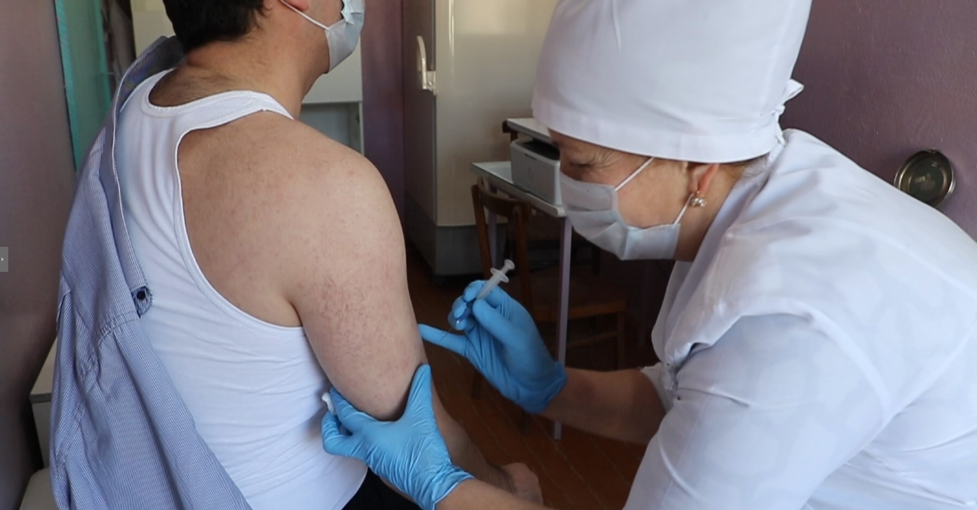 Педагоги Кайтагского района начали вакцинироваться