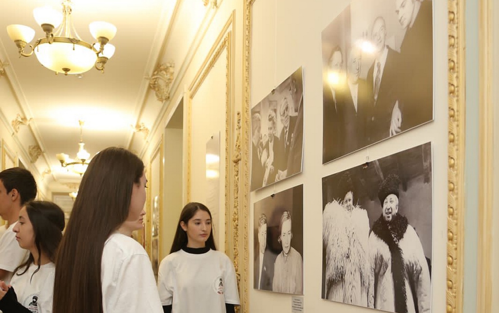 Открытие фотовыставки “В горах мое сердце” прошло накануне в Национальном музее им. А. Тахо-Годи.