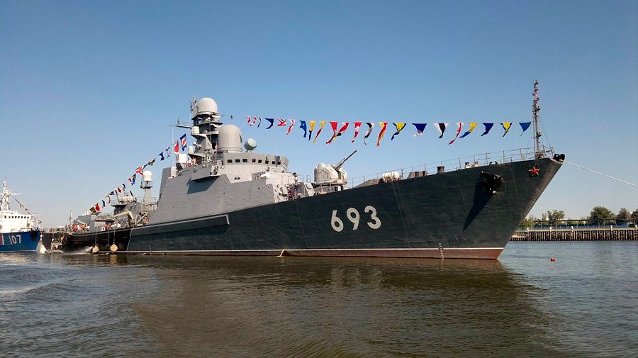 Экскурсии по кораблям "Дагестан" и "Волгодонск" проведут в рамках форума "Армия-2022"