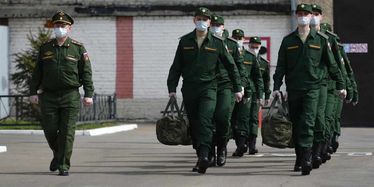 Военком Дагестана Дайтбег Мустафаев ответил на вопросы по мобилизации