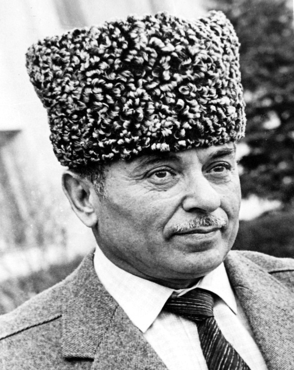 Вечер памяти Ахмедхана Абу-Бакара пройдет сегодня в Русском театре Дагестана