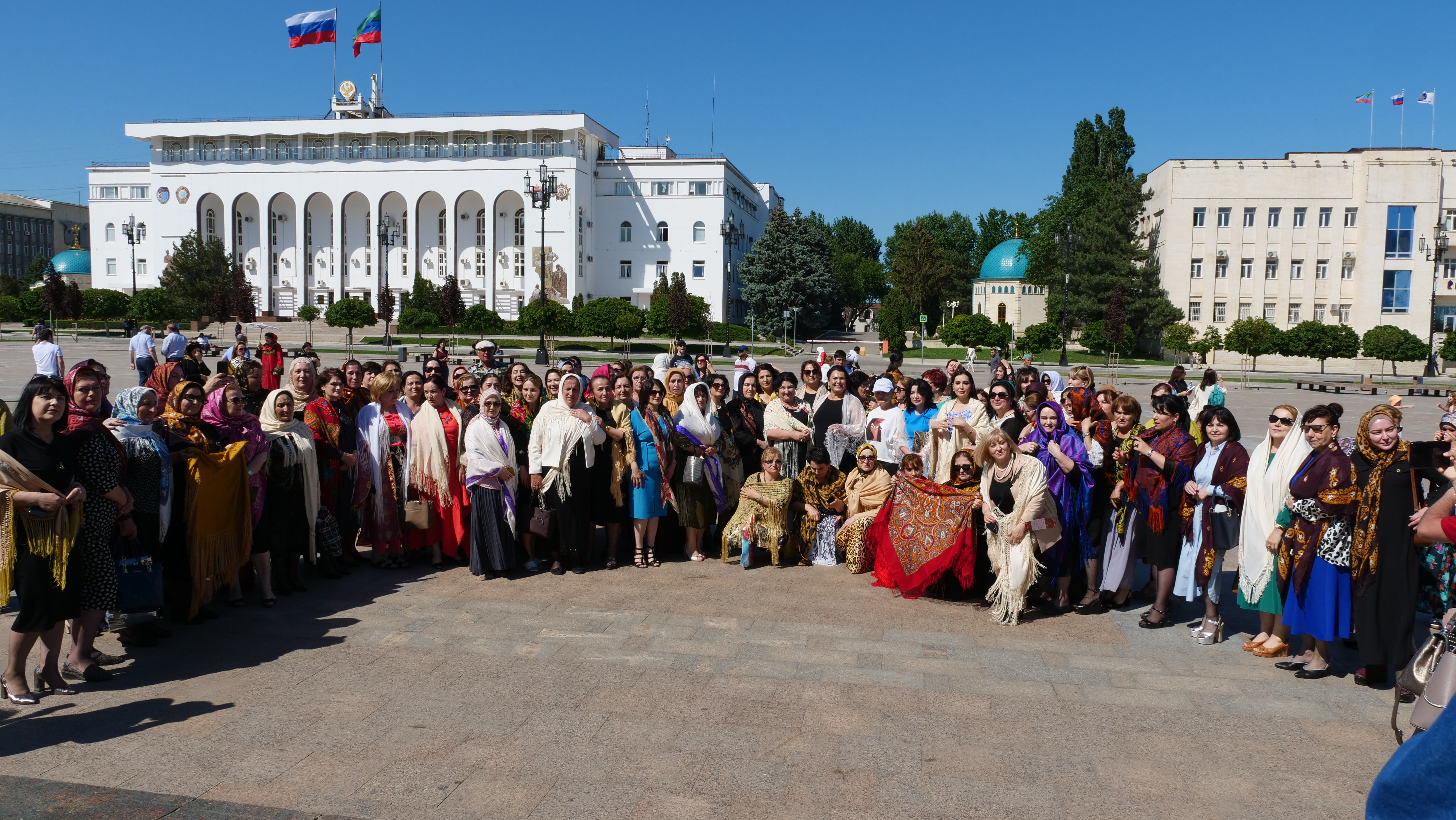 Фестиваль женских платков прошёл в Махачкале