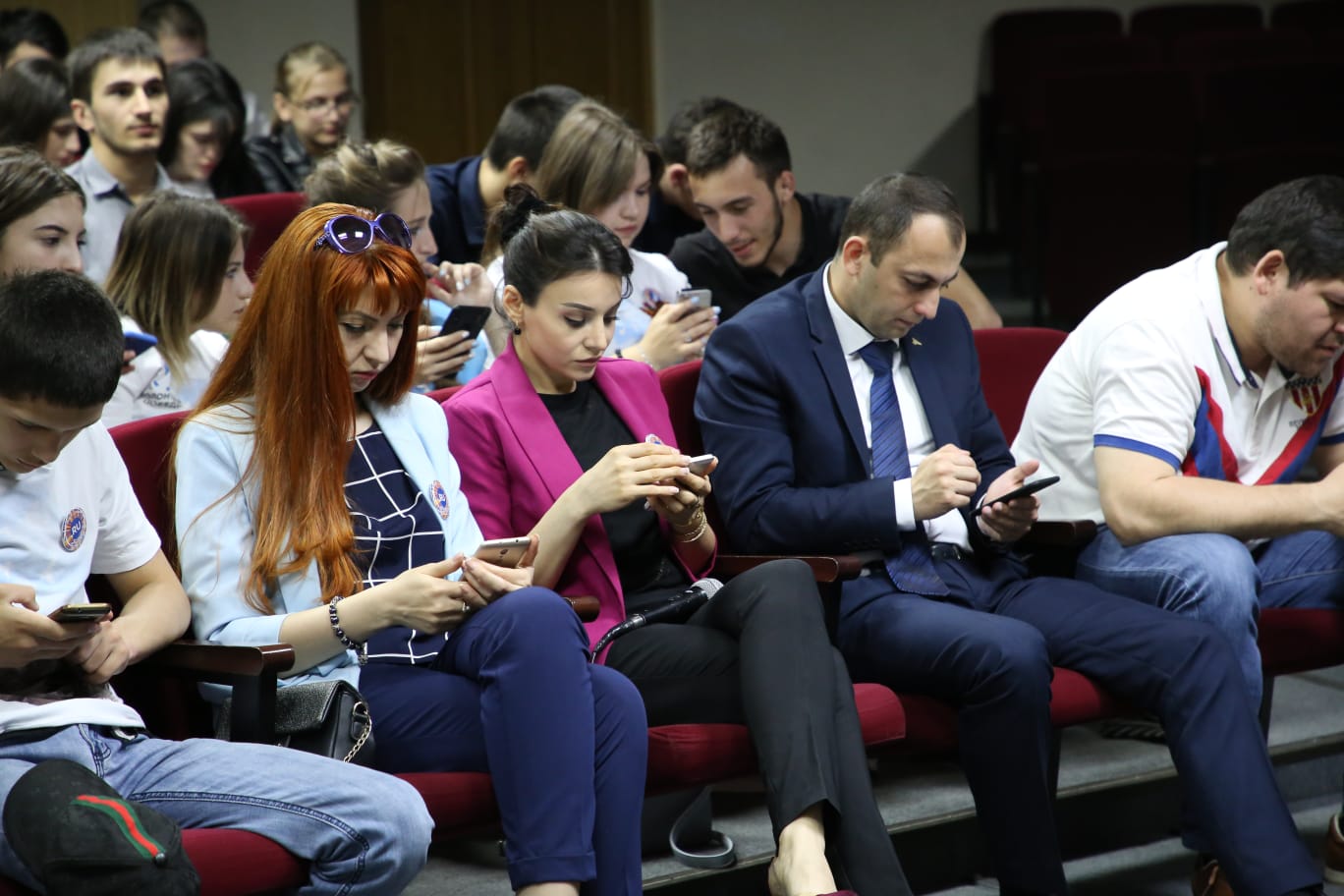 18 мая в Национальной библиотеке имени Расула Гамзатова в Махачкале прошел образовательный Digital Диктант