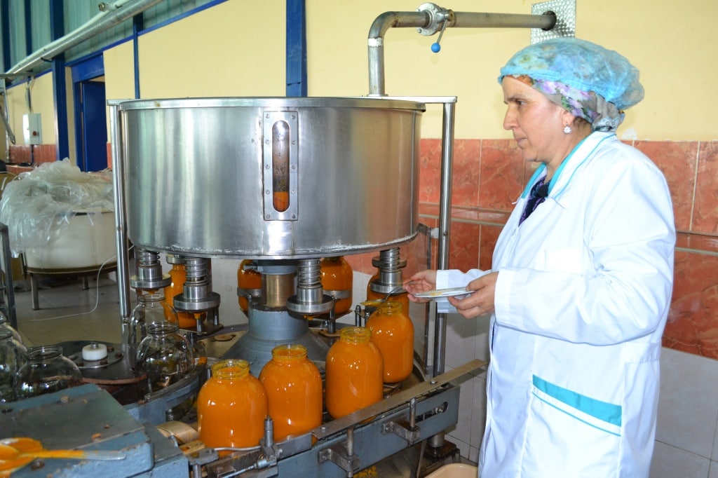 На консервных заводах Дагестана создадут 200 новых рабочих мест
