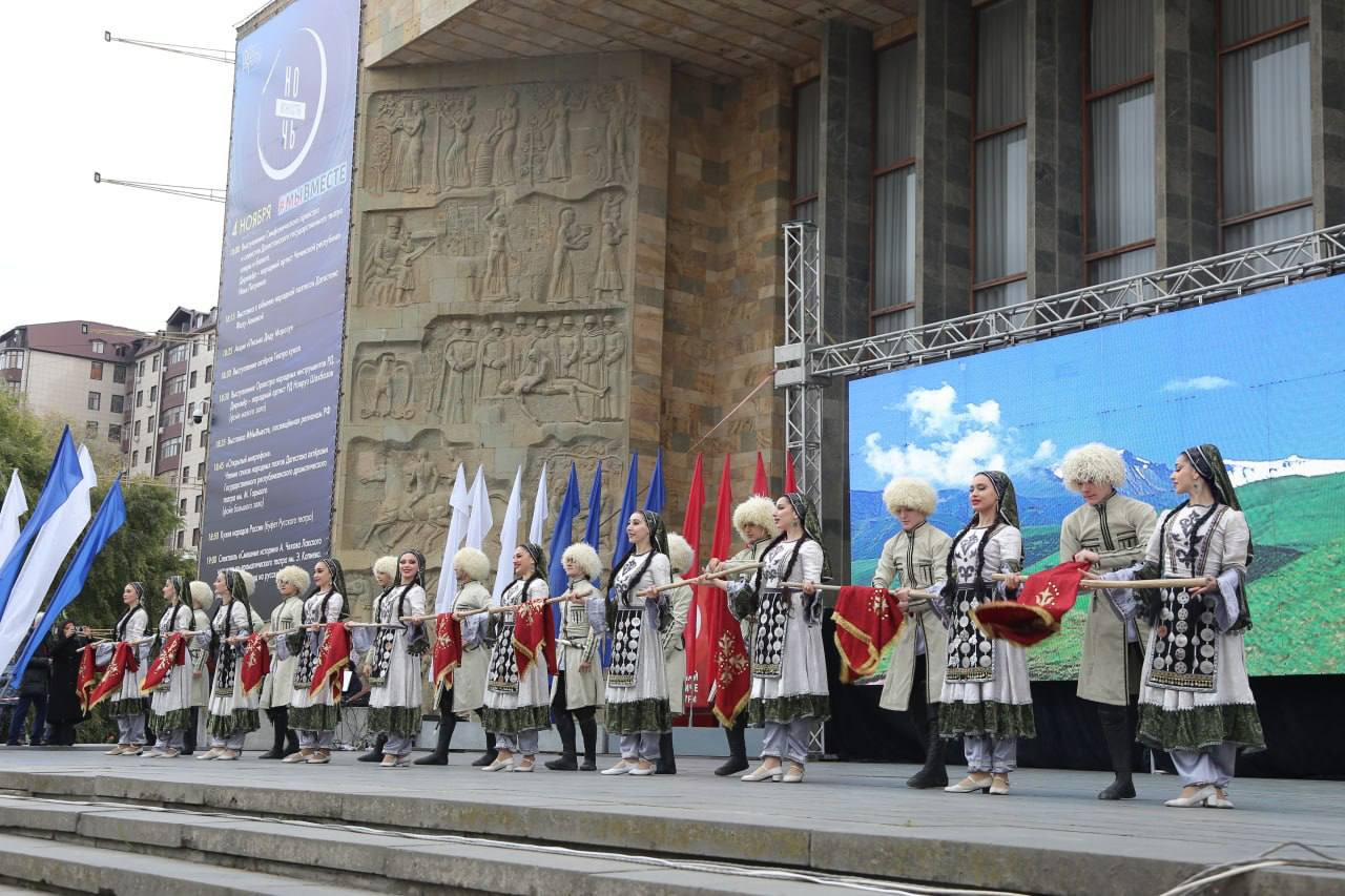 Фольклорно-хореографический ансамбль «Эхо гор» стал обладателем почетного звания «Заслуженный коллектив народного творчества»