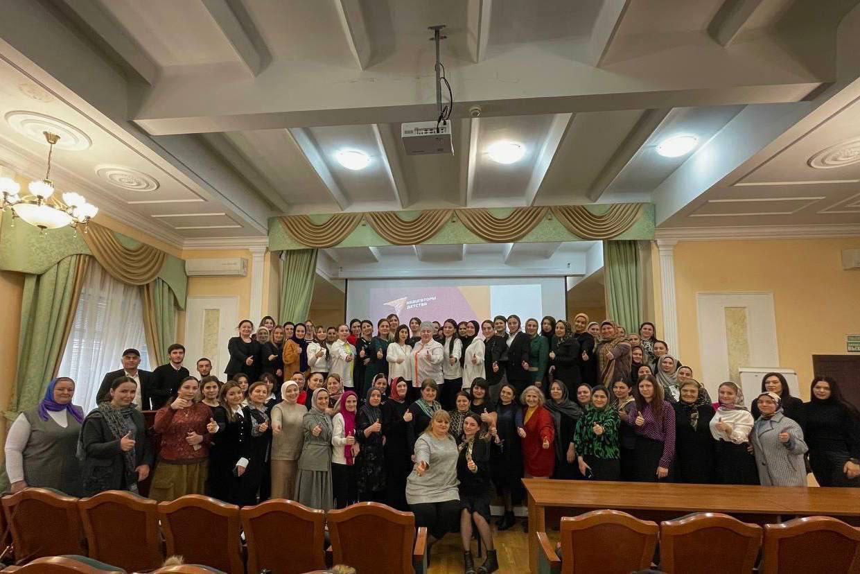 В Дагестане прошли семинары для советников директоров по воспитанию