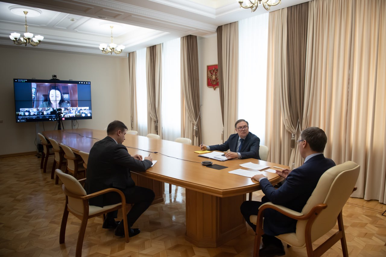 Валерий Фальков провел совещание по вопросам подготовки квалифицированных кадров для Дагестана
