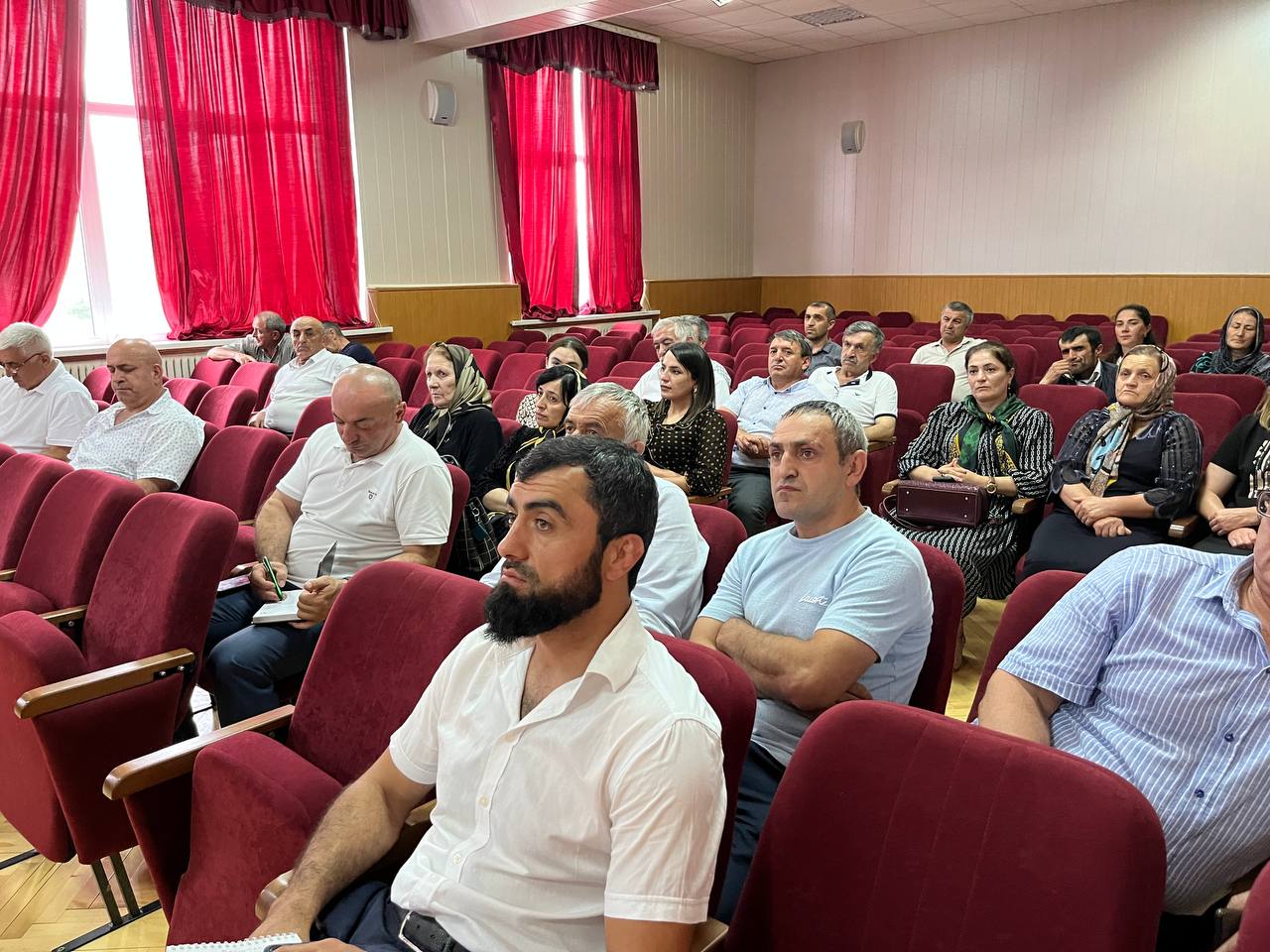 В муниципалитетах Дагестана реализуется проект Знание.Государство