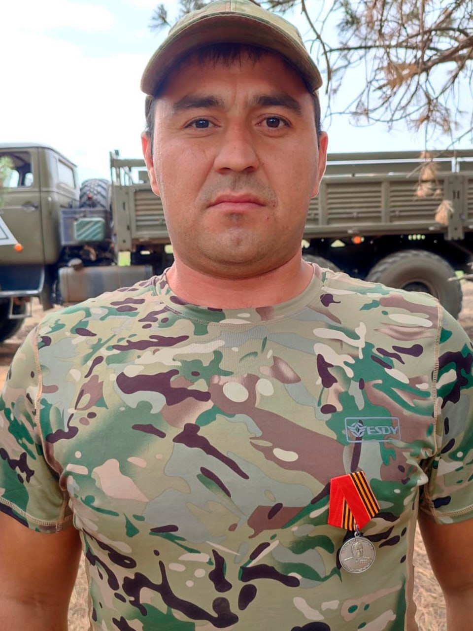 Участник СВО из Кайтагского района награжден медалью Жукова