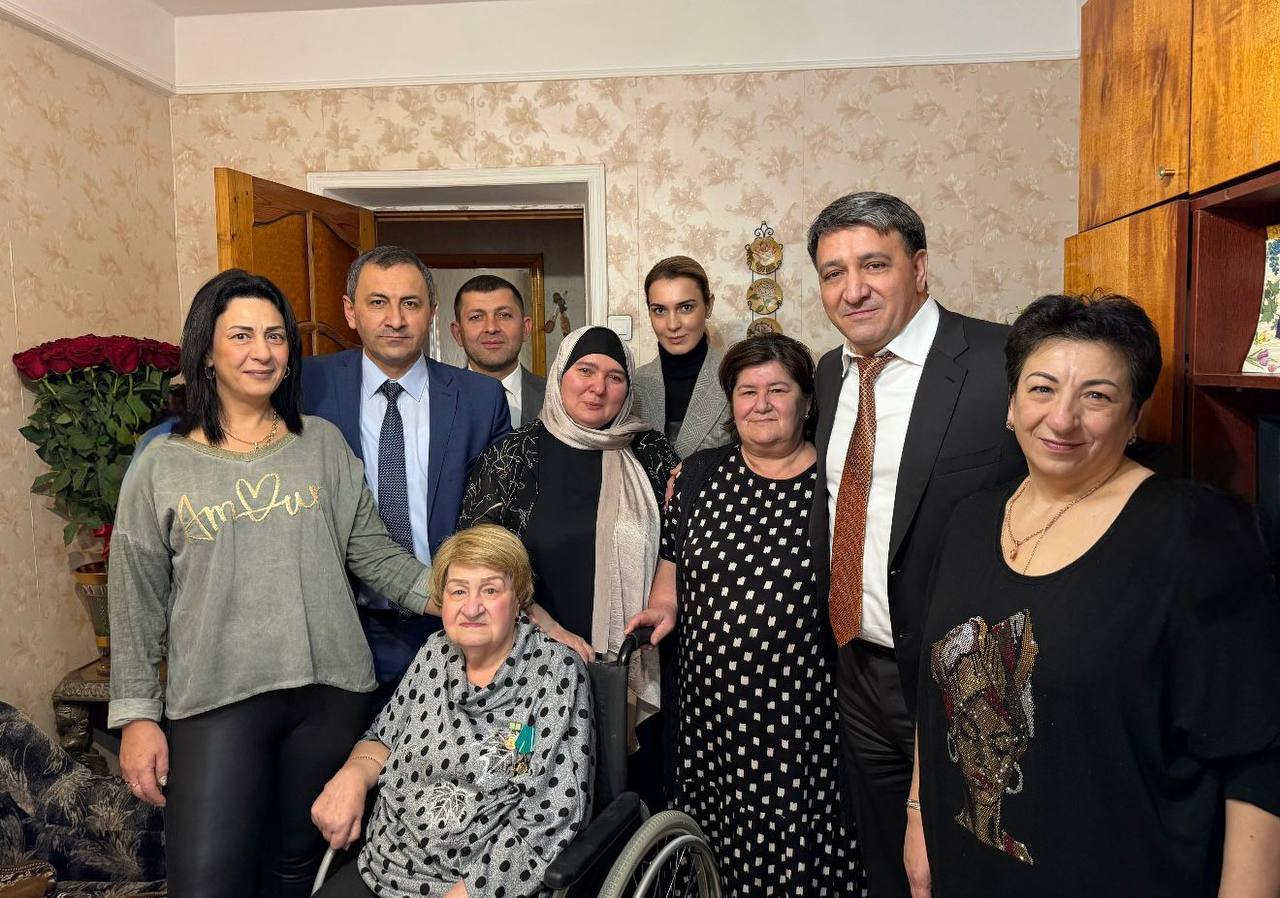 Поздравили с юбилеем махачкалинку-блокадницу