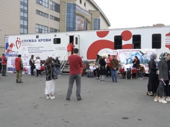 В День донора более 200 человек приняли участие в акции и сдали кровь