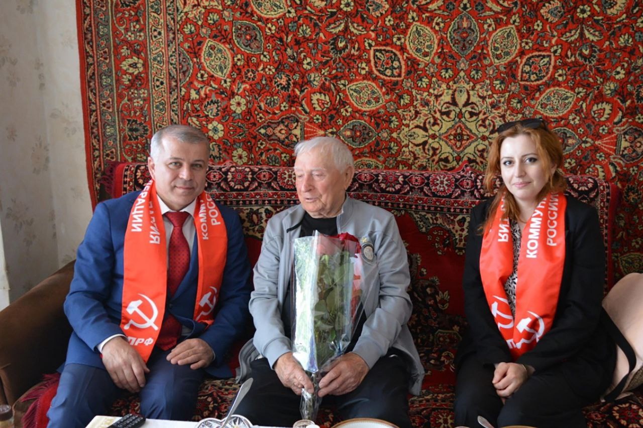 Поздравили ветерана