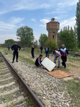 Территория заповедника «Бархан Сарыкум» стала чище и гостеприимней после работы, проведённой сотрудниками Минздрава Дагестана.