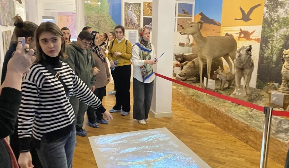 В Музее им. Тахо-Годи прошла адаптированная экскурсия для людей с ограниченными возможностями здоровья