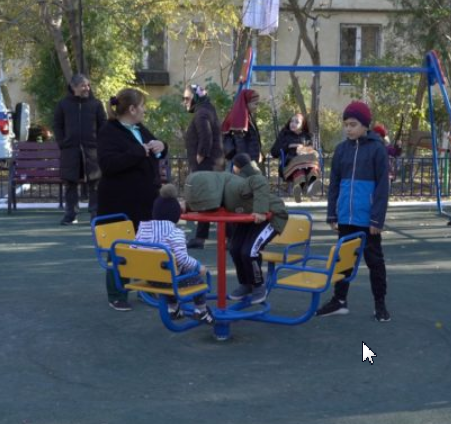 Еще один двор благоустроили в Каспийске