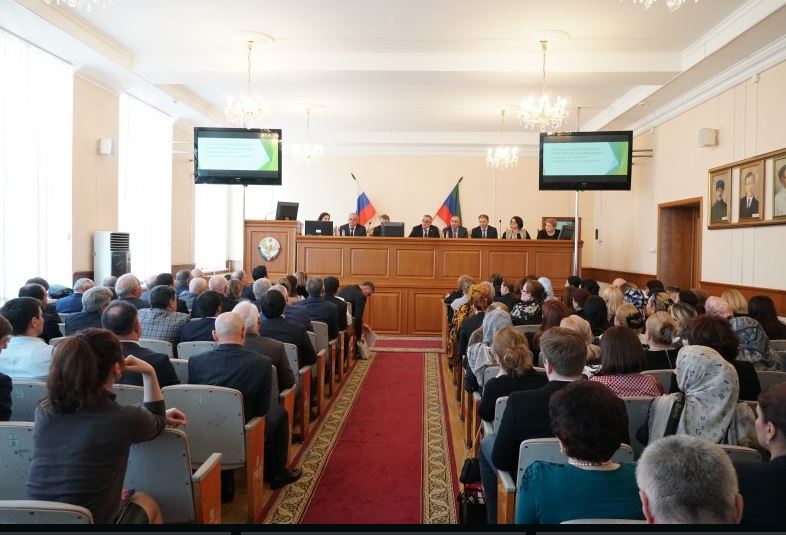 174 врача с начала года трудоустроились в Дагестане по программе "Земский доктор"