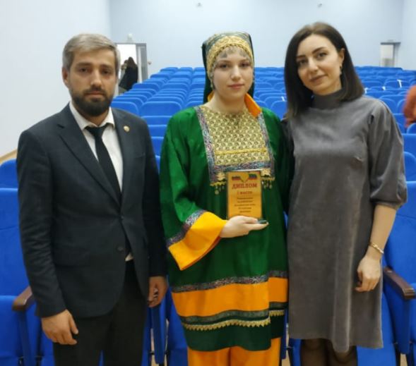Айшат Магомедова из колледжа ДГУ стала победительницей "Дельфийских игр" с песней на даргинском языке