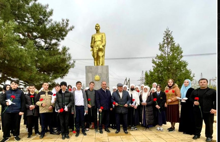 День белых журавлей отметили в Казбековском районе
