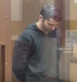 Растоптавшего нательный православный крестик блогера Ярмагомедова приговорили к 7 годам колонии
